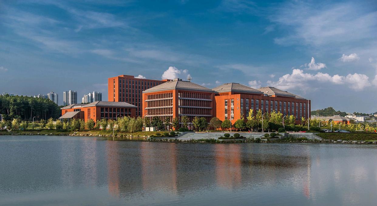2024年湖南师范大学各专业录取分数-趣考网