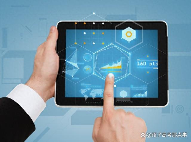 2025 年河南高考 493 分报考院校指南（精准定位版）-趣考网