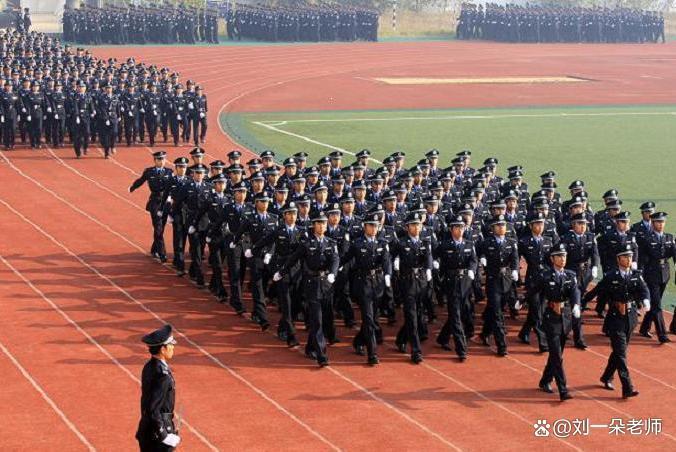 湖北警校数量与入警难度全解析：如何成为湖北公安系统的一员?-趣考网