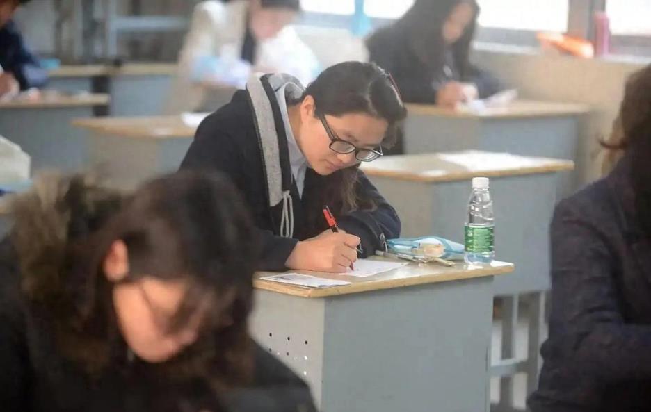 普通二本能考选调生吗？揭秘二本生的逆袭之路，看完这篇你就懂了-趣考网