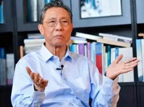 早上空腹喝水，比不吃早饭危害大？医生：起床后，按顺序做好6事-趣考网