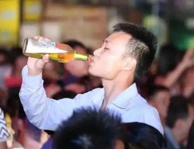医生劝告：喝完酒，身体若出现3个信号，尽量别再喝酒了，早了解-趣考网