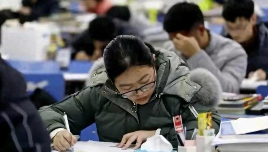 定向选调生：优秀毕业生的首选之路-趣考网
